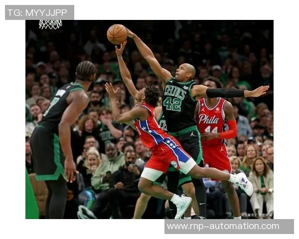 76人惊险逆转凯尔特人：马克西关键三分定胜局